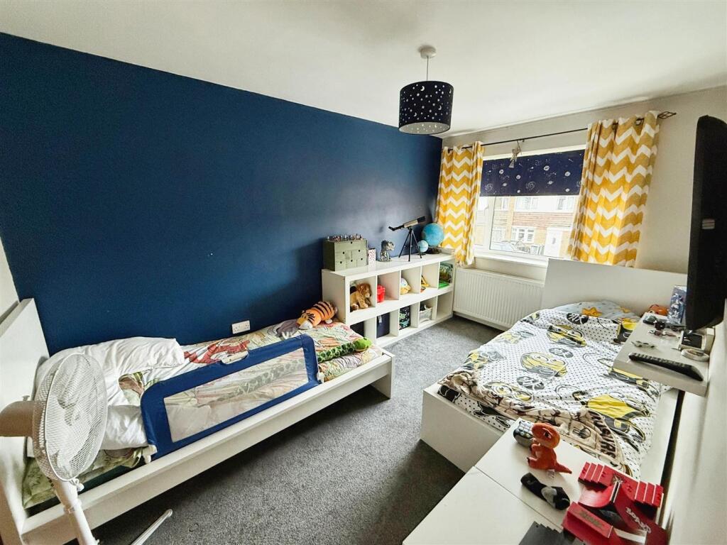 Additional property image - Hill View Road, Bidford-on-Avon, Alcester