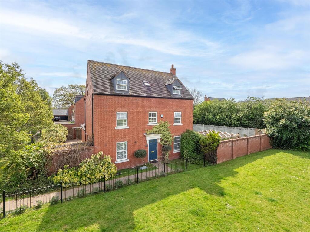 Main image of property: St. Peters Way, Stratford-upon-Avon