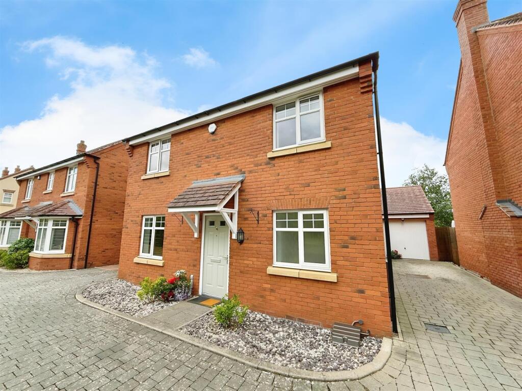 Main image of property: Poppy Close, Stratford-Upon-Avon