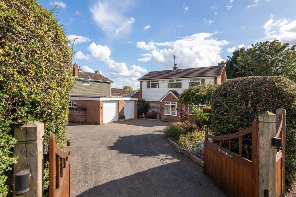 Main image of property: Stratford Road, Wootton Wawen