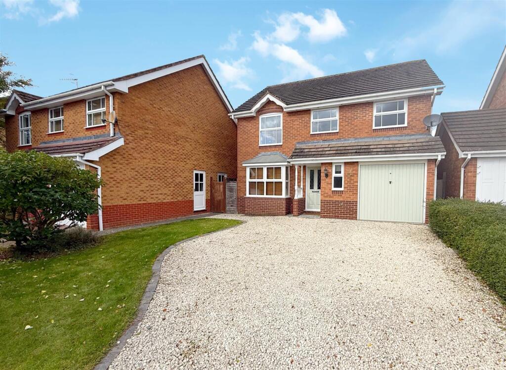 Main image of property: Plover Close, Stratford-Upon-Avon
