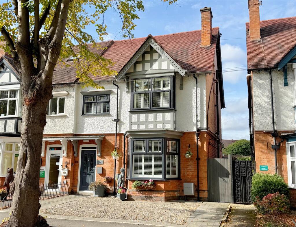 Main image of property: Grove Road, Stratford-upon-Avon