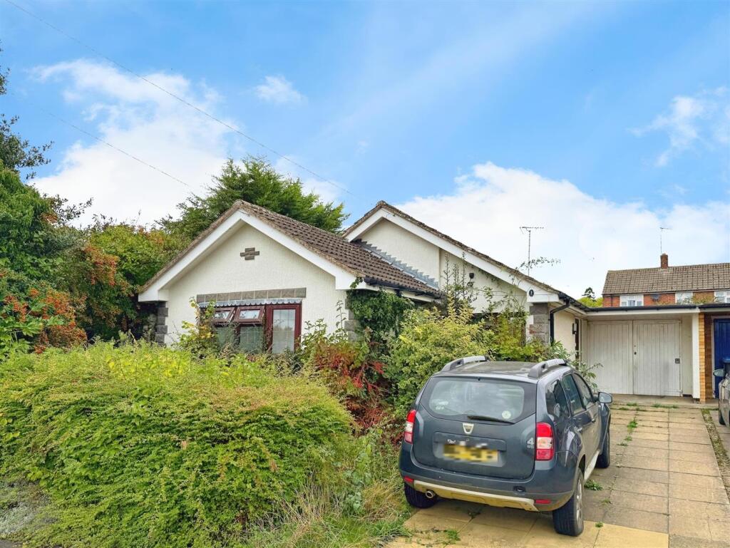 Main image of property: Churchill Close, Ettington, Stratford-Upon-Avon