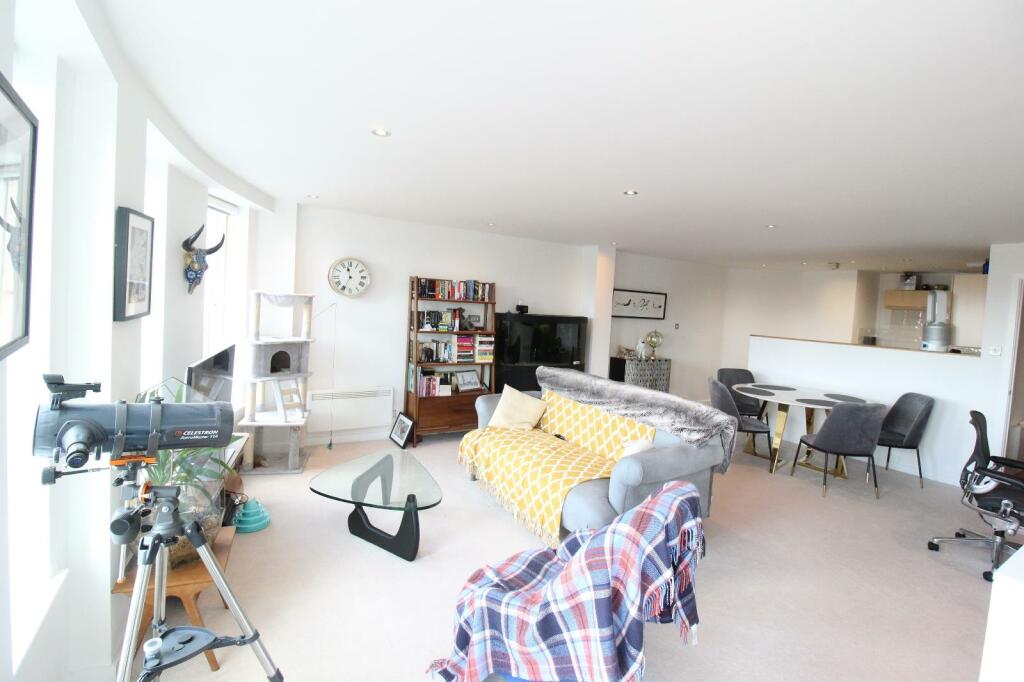 2 bedroom flat for rent in Park Row, Leeds, West Yorkshire, UK, LS1