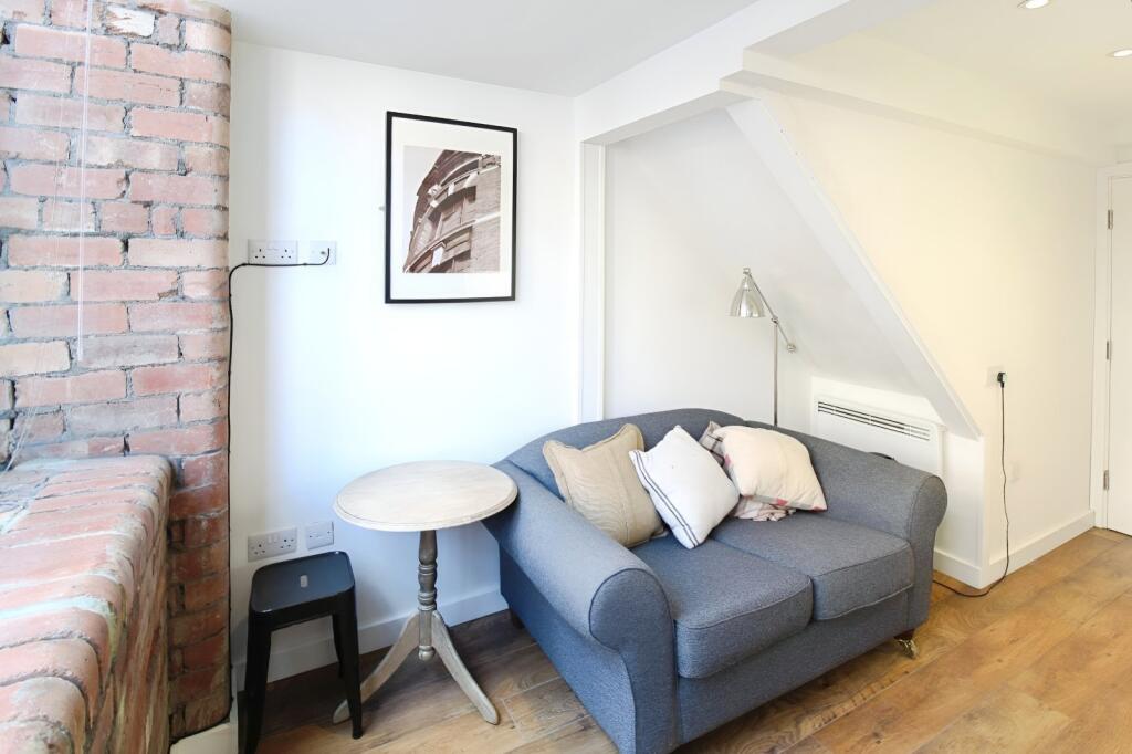 Main image of property: Crispin Lofts, New York Road, Leeds, West Yorkshire, LS2