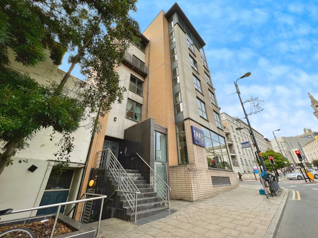 Main image of property: Portland Place, 5 Calverley Street, Leeds, West Yorkshire, LS1