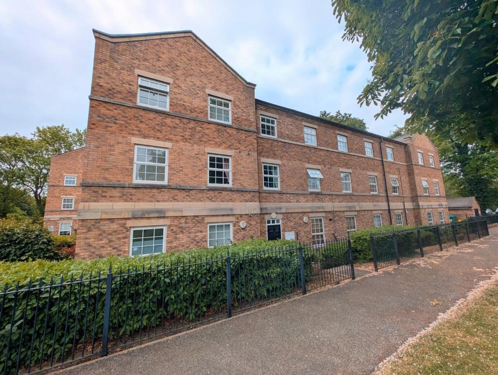 Main image of property: Chaloner Grove, Wakefield, West Yorkshire, WF1
