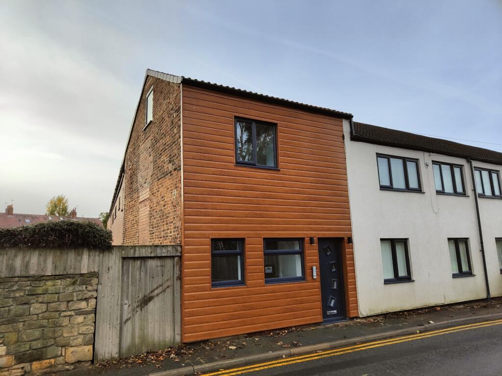 Main image of property: Flanshaw Lane, Wakefield, West Yorkshire, WF2