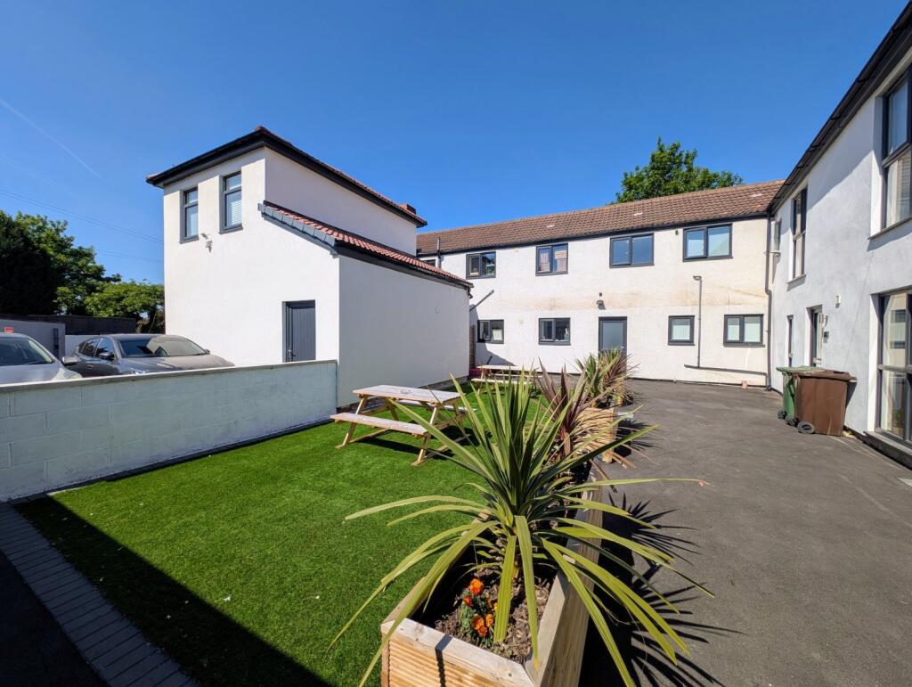 Main image of property: Flanshaw Lane, Wakefield, West Yorkshire, UK, WF2