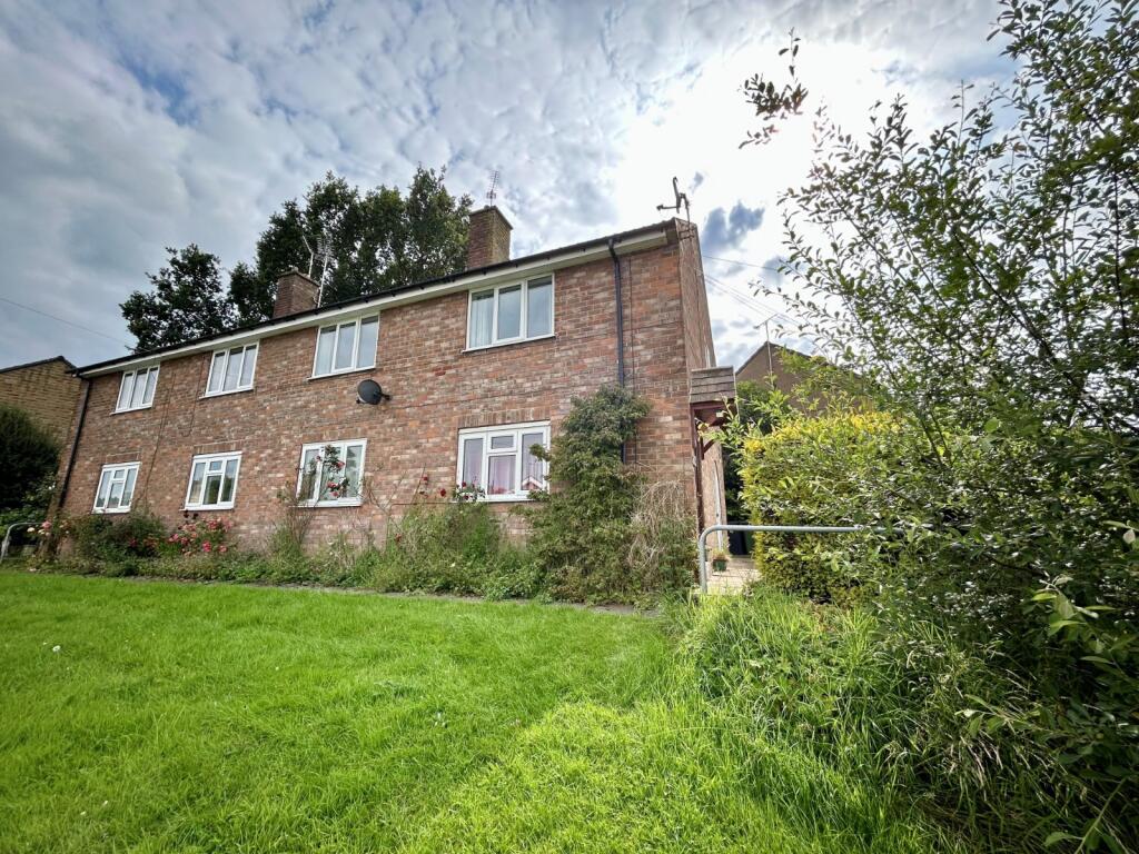 Main image of property: Woodacre Green, Bardsey, Leeds, LS17