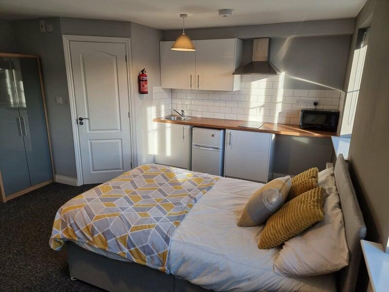 1 bedroom house share for rent in Boleyn Avenue, Peterborough, Cambridgeshire, PE2