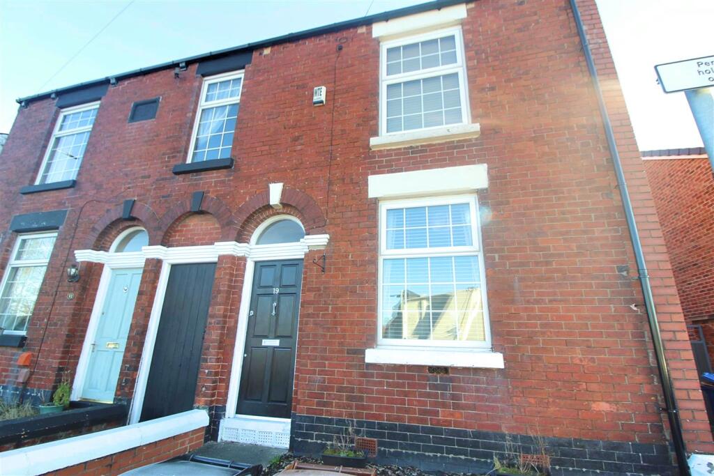 Main image of property: Green Lane, Romiley, Stockport