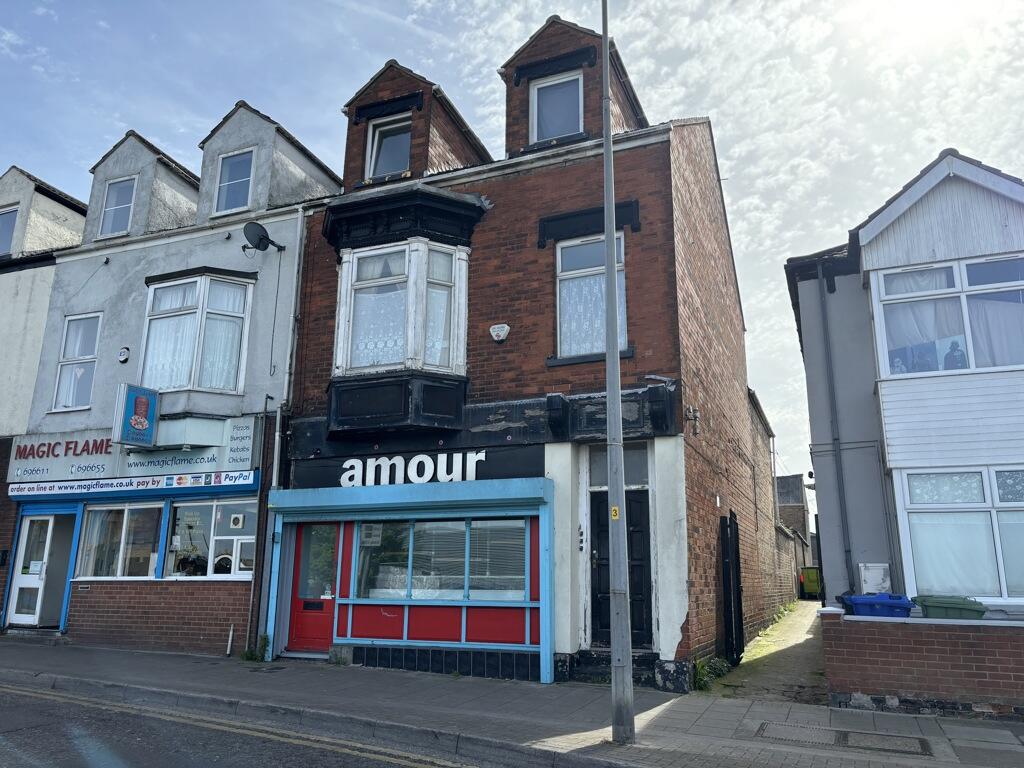 Main image of property: 9 Grant Street, Cleethorpes, North East Lincolnshire , DN35 8AT