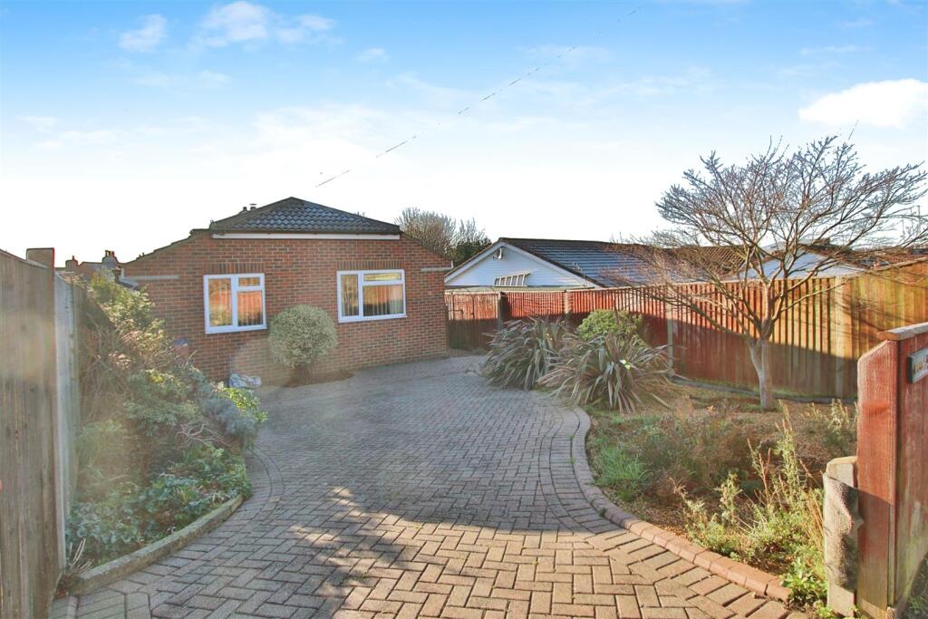 Main image of property: Passage Lane, Warsash, Southampton