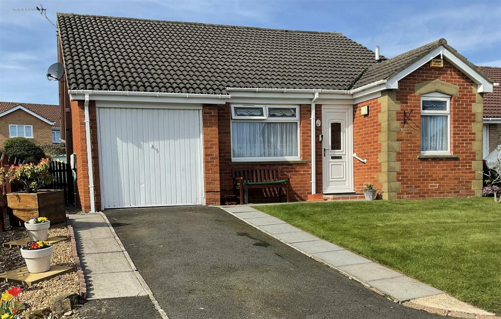 Main image of property: Paddock Rise, Ashington