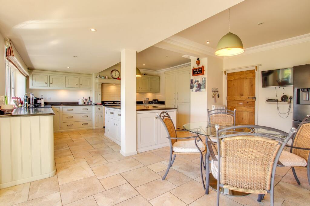 Additional property image - Solent Road, Hengistbury Head, Southbourne, BH6