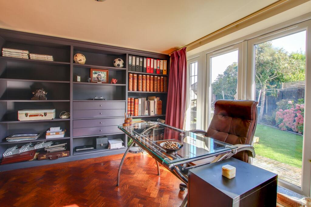 Additional property image - Solent Road, Hengistbury Head, Southbourne, BH6