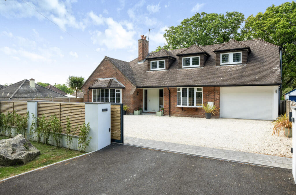 Main image of property: Lymington Road, Highcliffe, Christchurch, BH23
