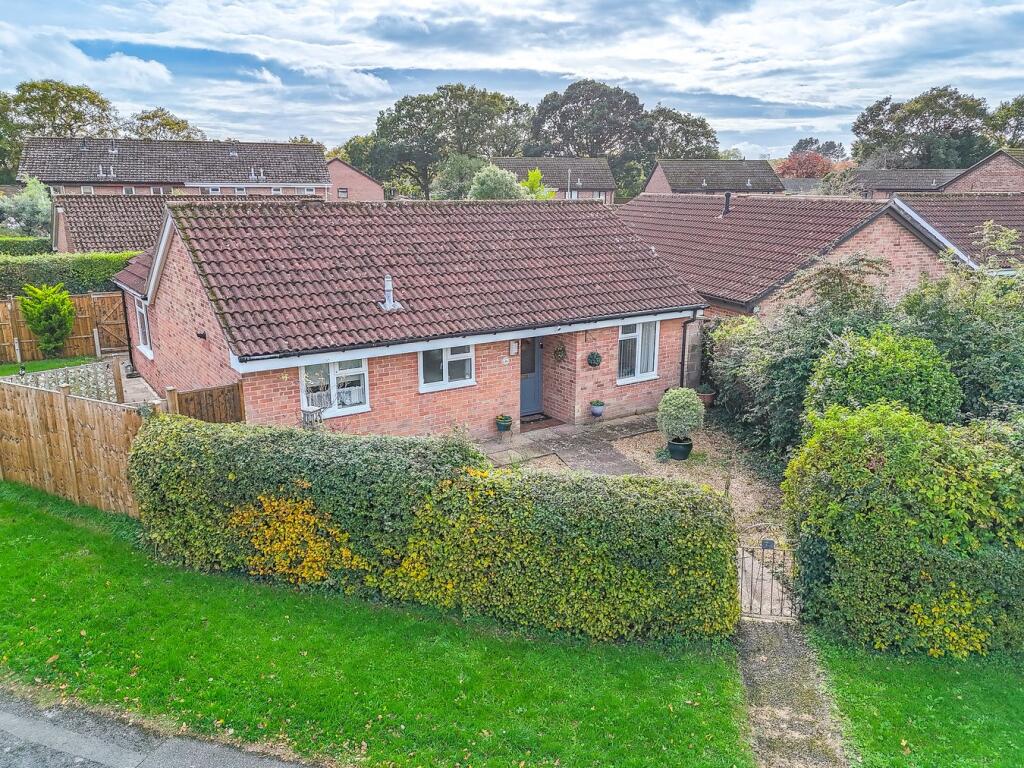 Main image of property: Ferndale Road, New Milton, BH25