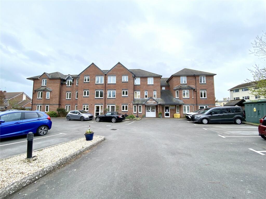 1 bedroom apartment for sale in Allandale Court, Rectory Road, Burnham