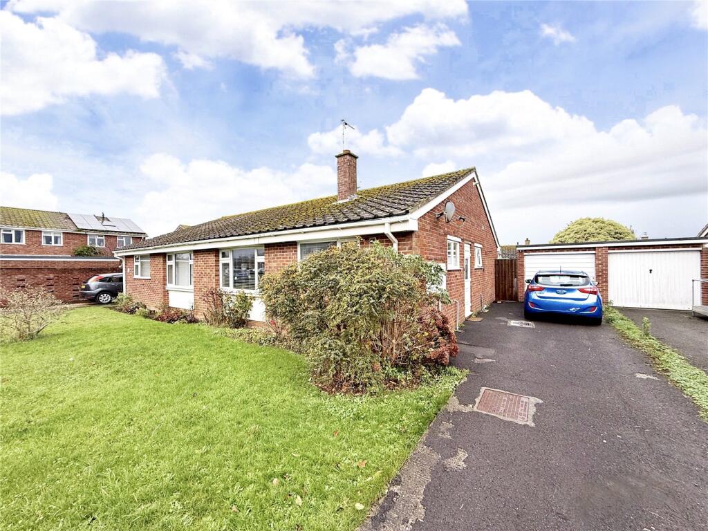 Main image of property: Stoneleigh Close, Burnham On Sea, Somerset, TA8