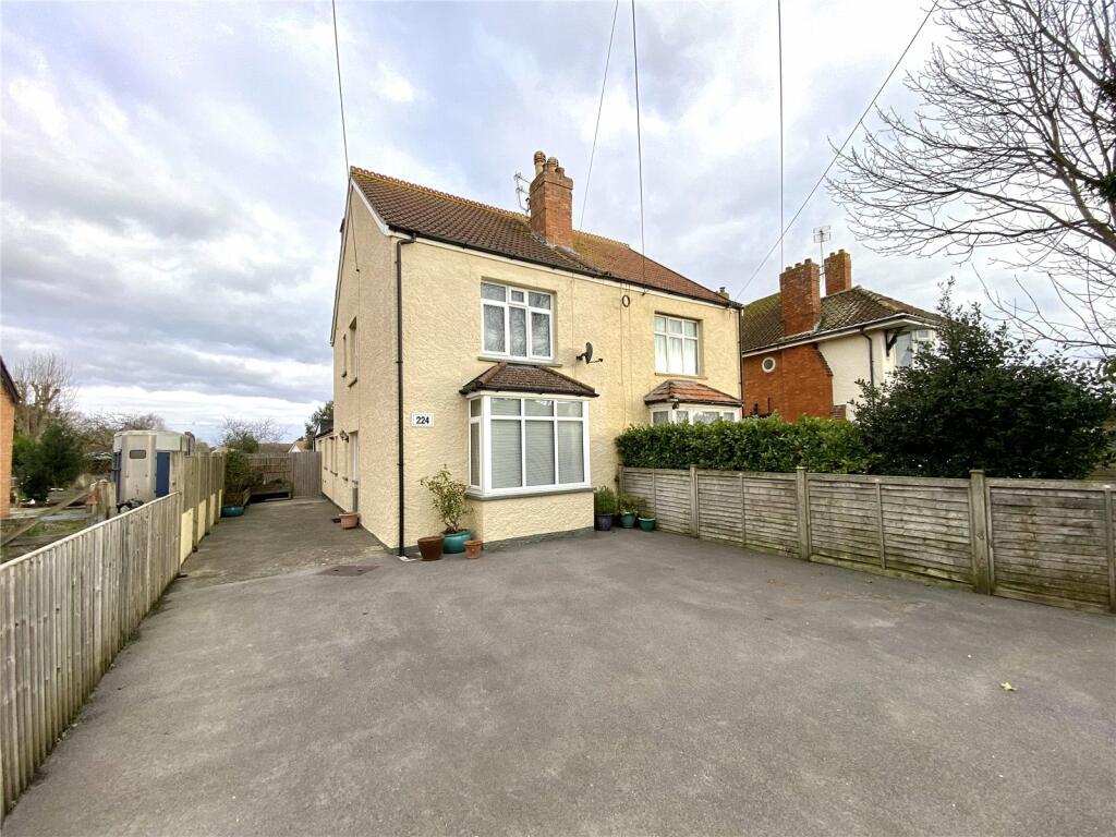 3 bedroom house for sale in Berrow Road, Burnham On Sea, Somerset, TA8