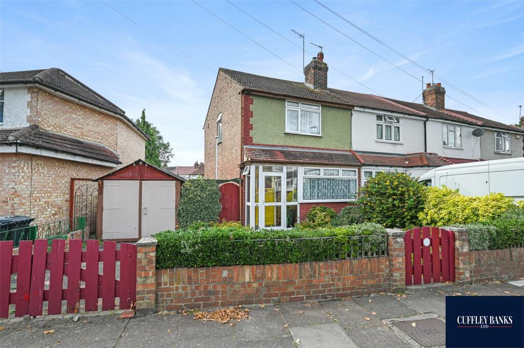 3 bedroom end of terrace house for sale in Empire Road, Perivale