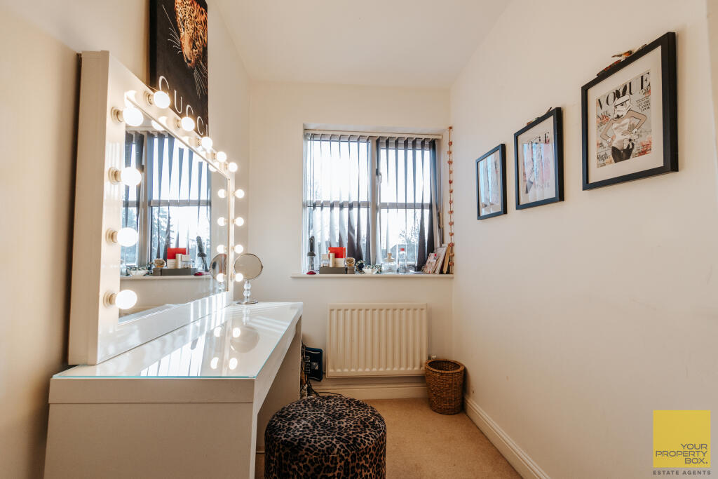 Additional property image - Hanbury Croft, Hanbury, Bromsgrove, Worcestershire