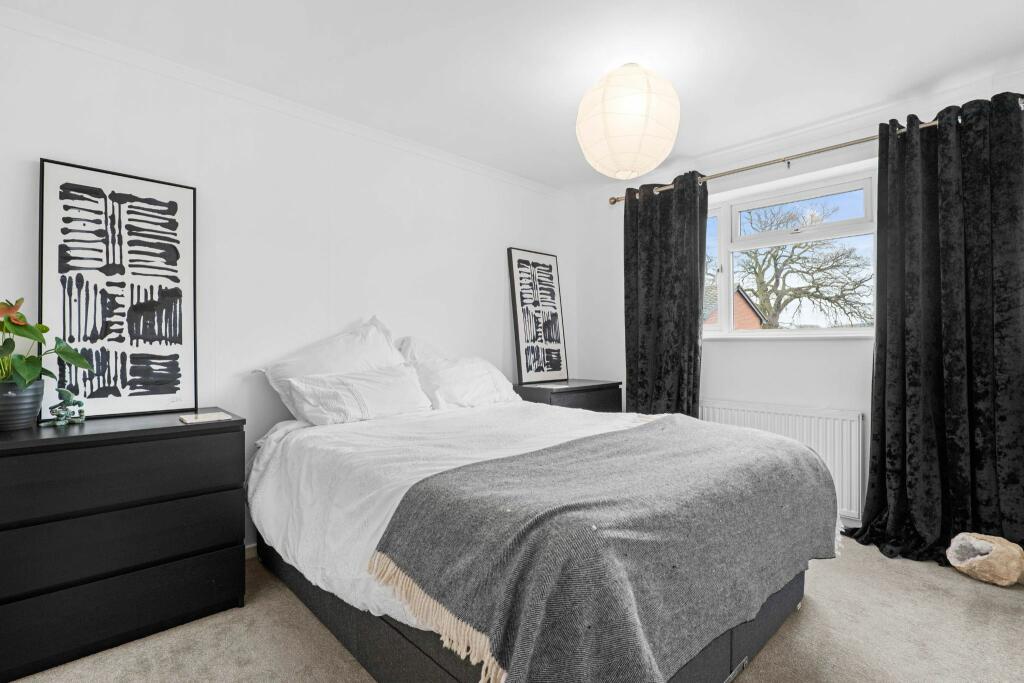 3 bedroom end of terrace house for sale in St. Faiths Road, Alcester, B49