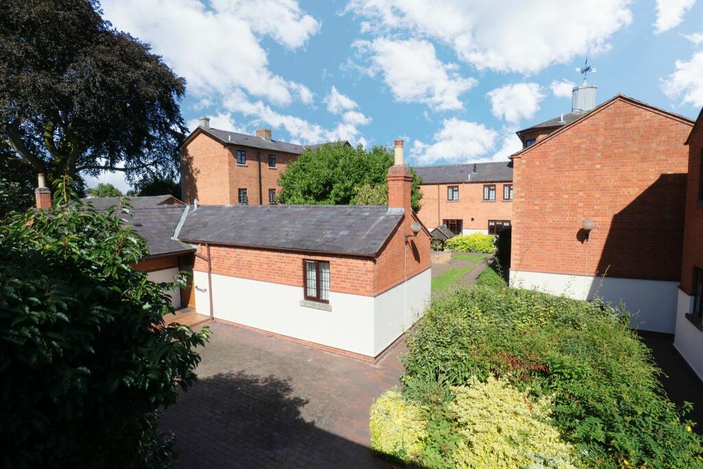 Additional property image - Oversley House, Kinwarton Road, Alcester, B49