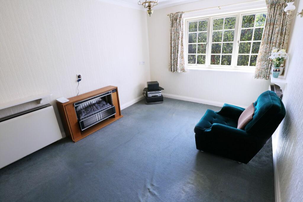 Additional property image - Oversley House, Kinwarton Road, Alcester, B49