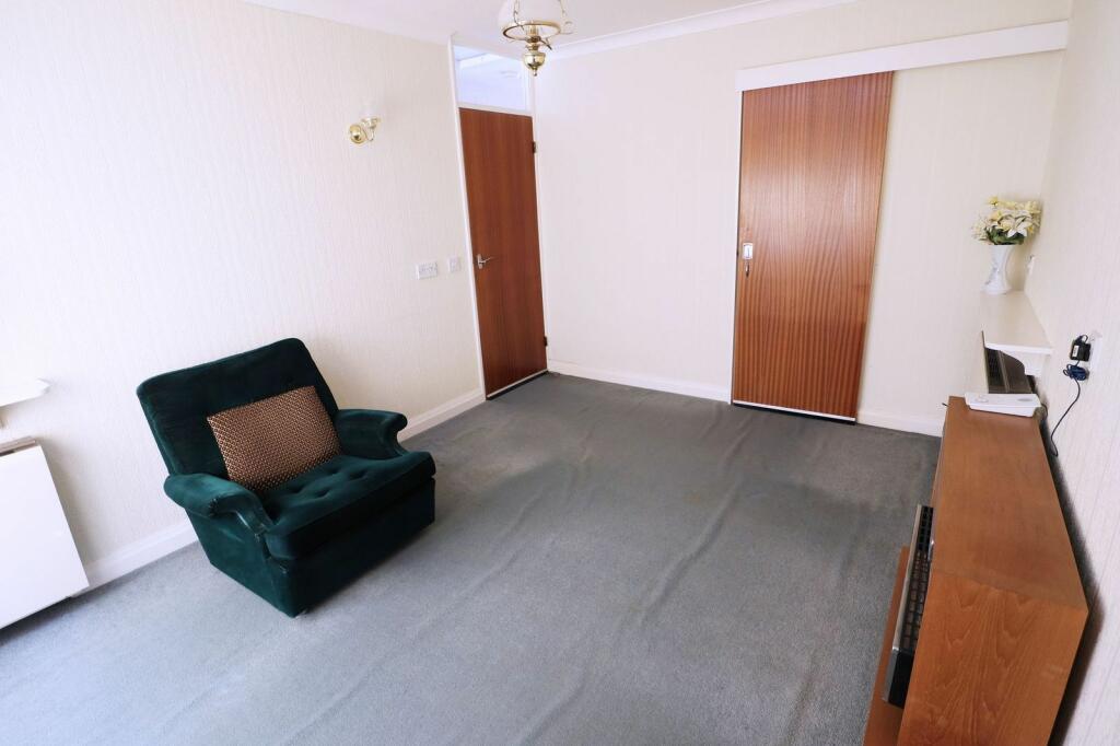 Additional property image - Oversley House, Kinwarton Road, Alcester, B49