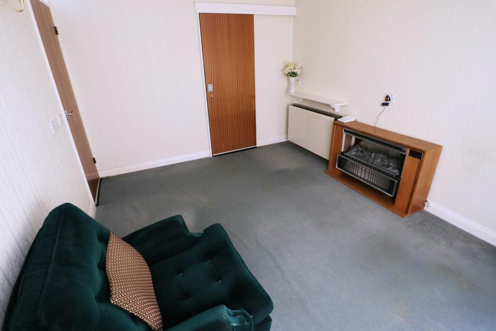 Additional property image - Oversley House, Kinwarton Road, Alcester, B49