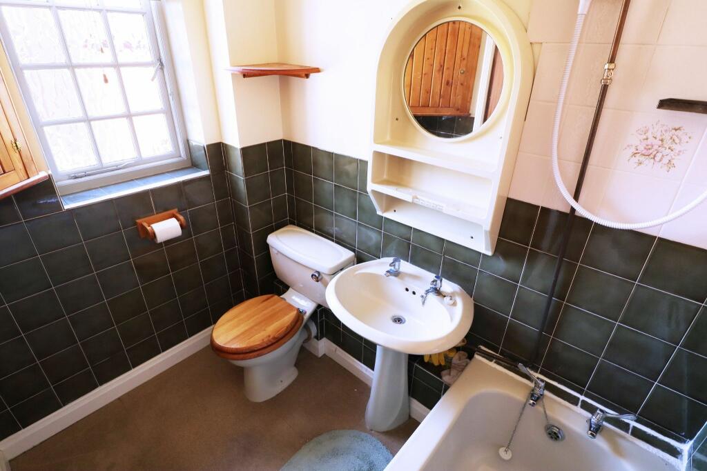 Additional property image - Oversley House, Kinwarton Road, Alcester, B49