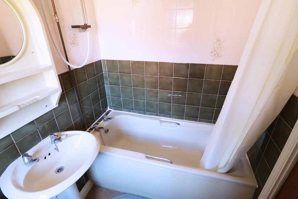 Additional property image - Oversley House, Kinwarton Road, Alcester, B49