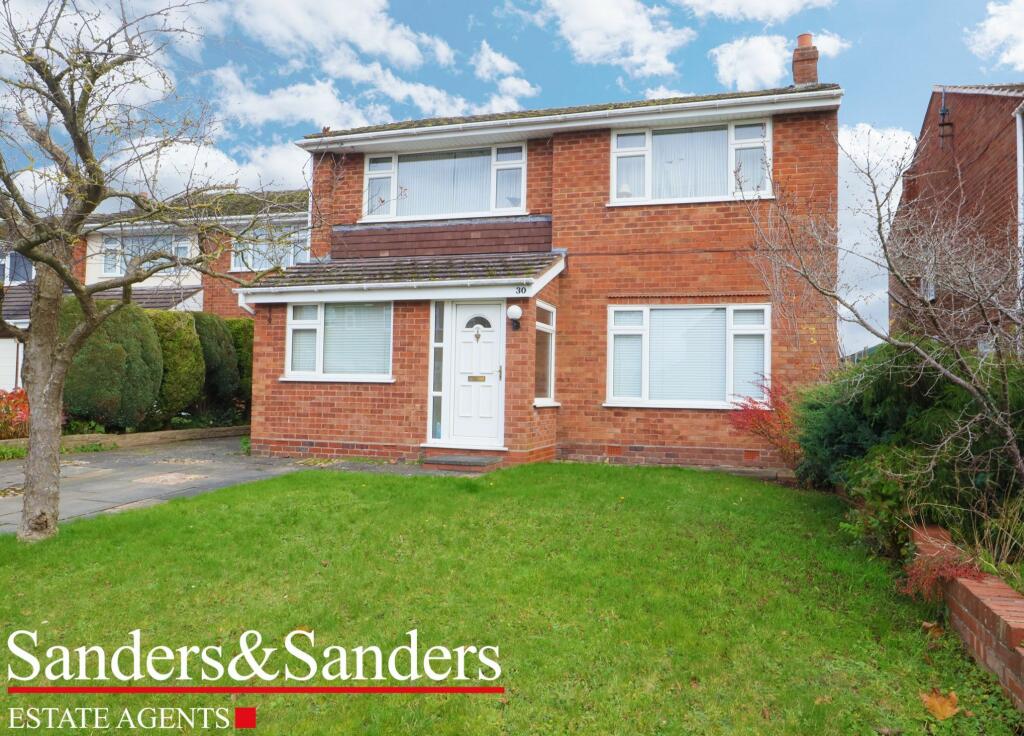 5 bedroom detached house for sale in Road, Alcester, B49