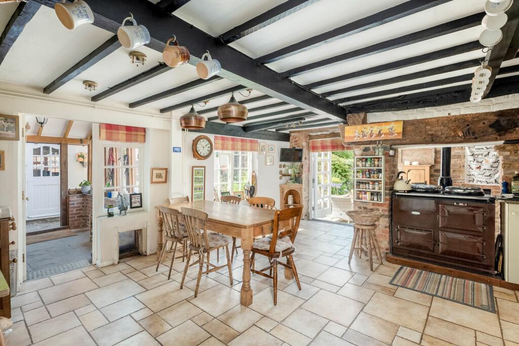 Additional property image - Greyhound House, Henley Street, Alcester, B49