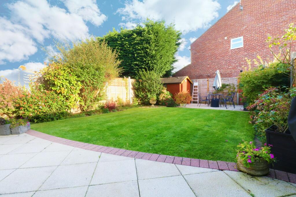 Additional property image - Queensway, Bidford-on-Avon, Alcester, B50