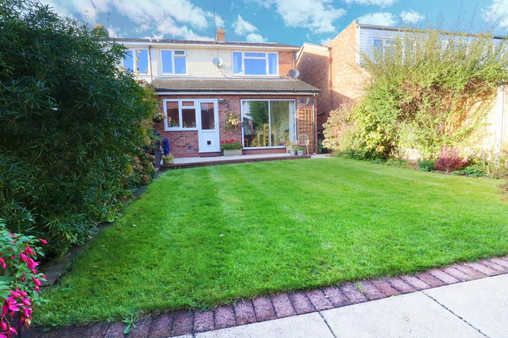 Additional property image - Queensway, Bidford-on-Avon, Alcester, B50