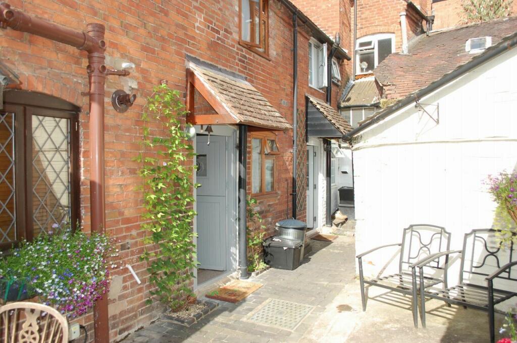 Additional property image - Stratford Road, Alcester, B49