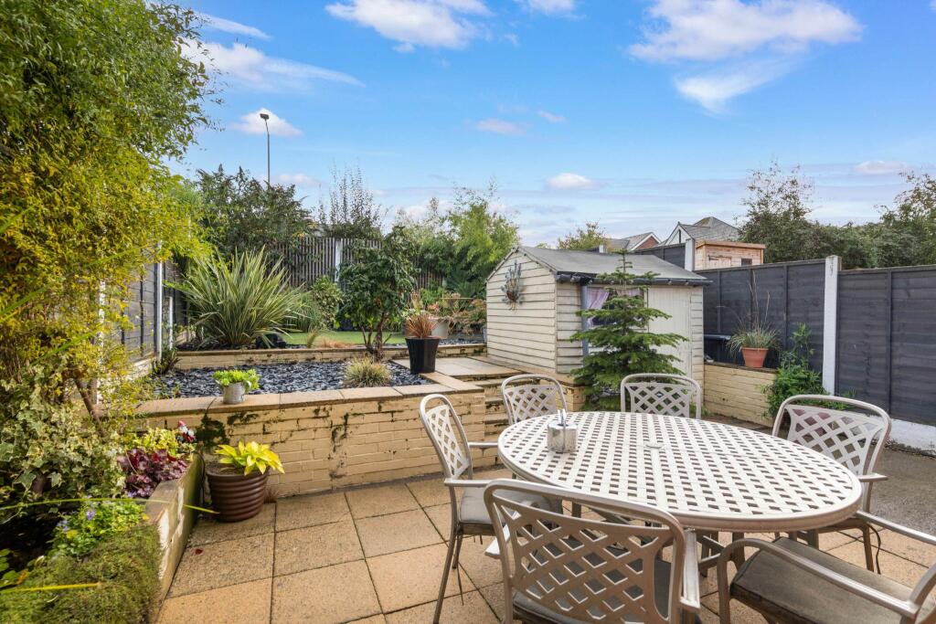 Additional property image - Devonish Close, Alcester, B49