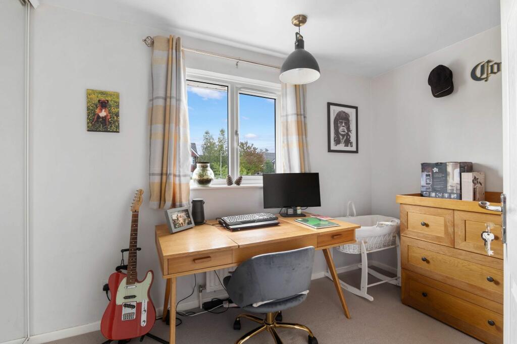 Additional property image - Devonish Close, Alcester, B49