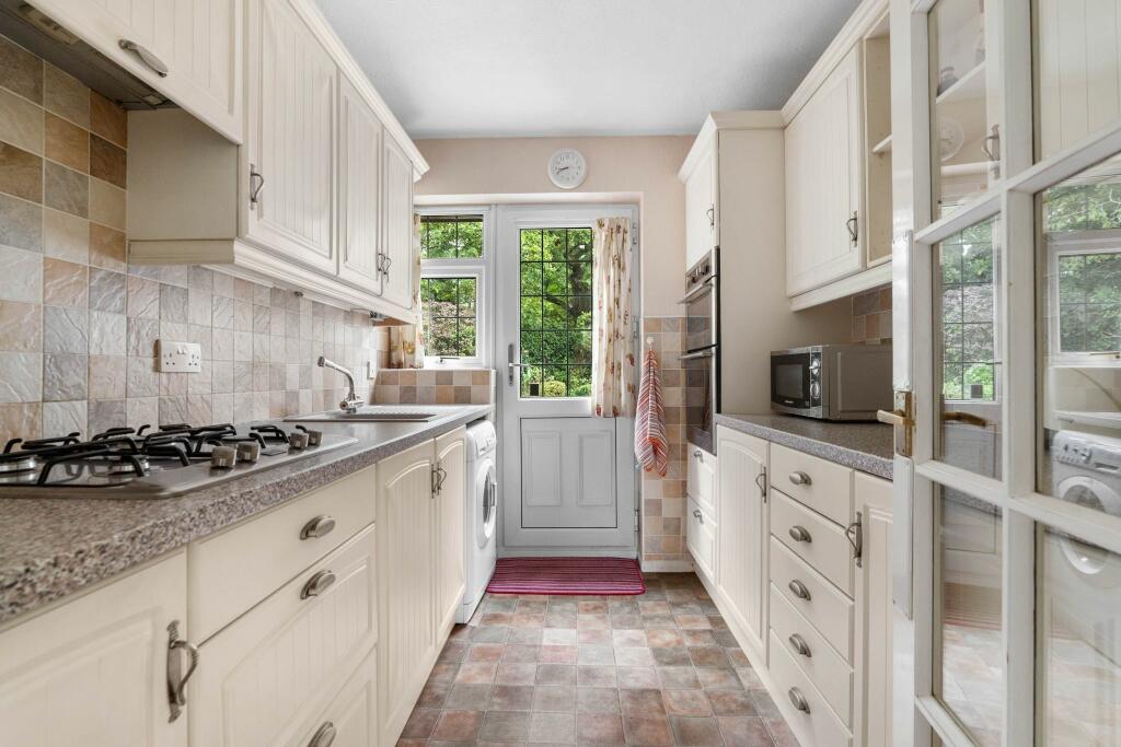 Additional property image - Springfield Road, Alcester, B49