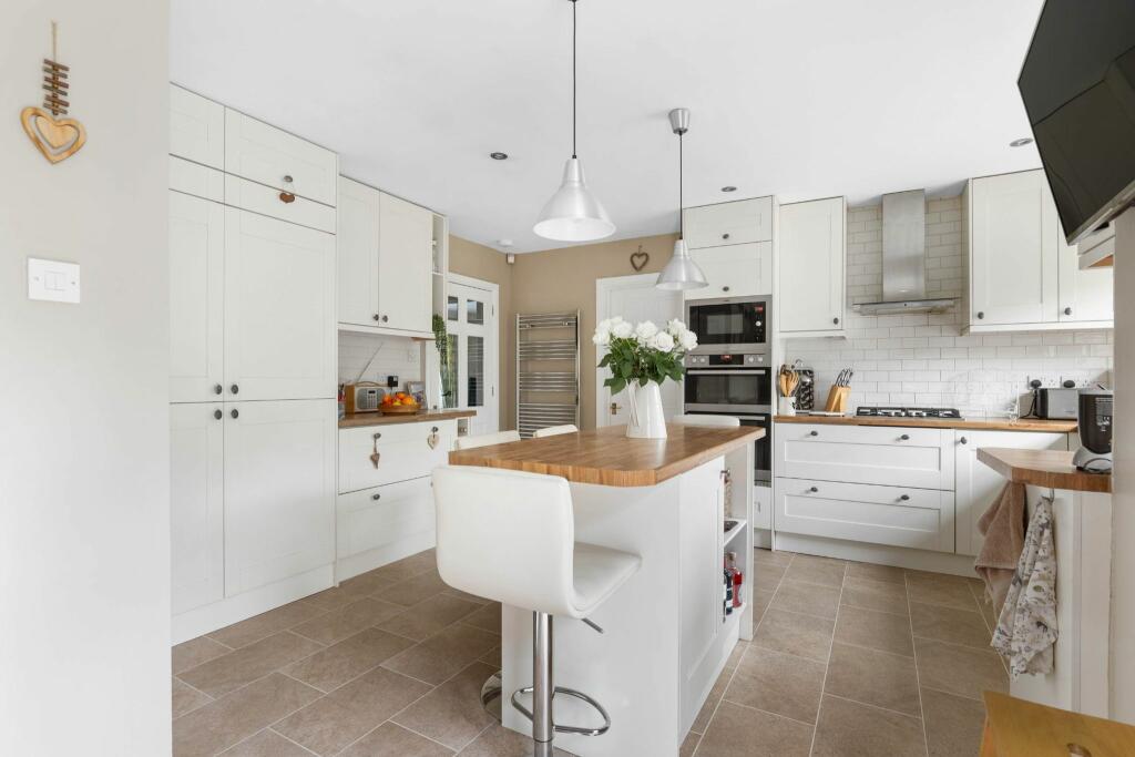 Additional property image - Lambourne Close, Bidford-on-Avon, Alcester, B50