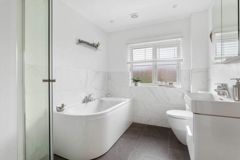 Additional property image - Lambourne Close, Bidford-on-Avon, Alcester, B50