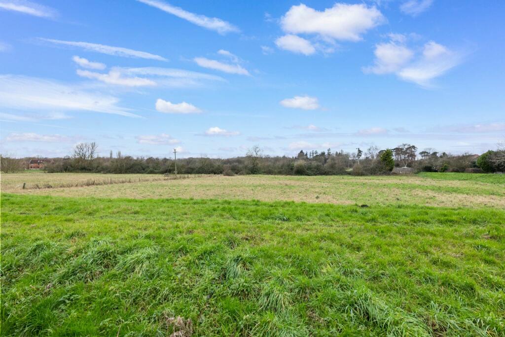 Additional property image - Willow Close, Alcester, B49