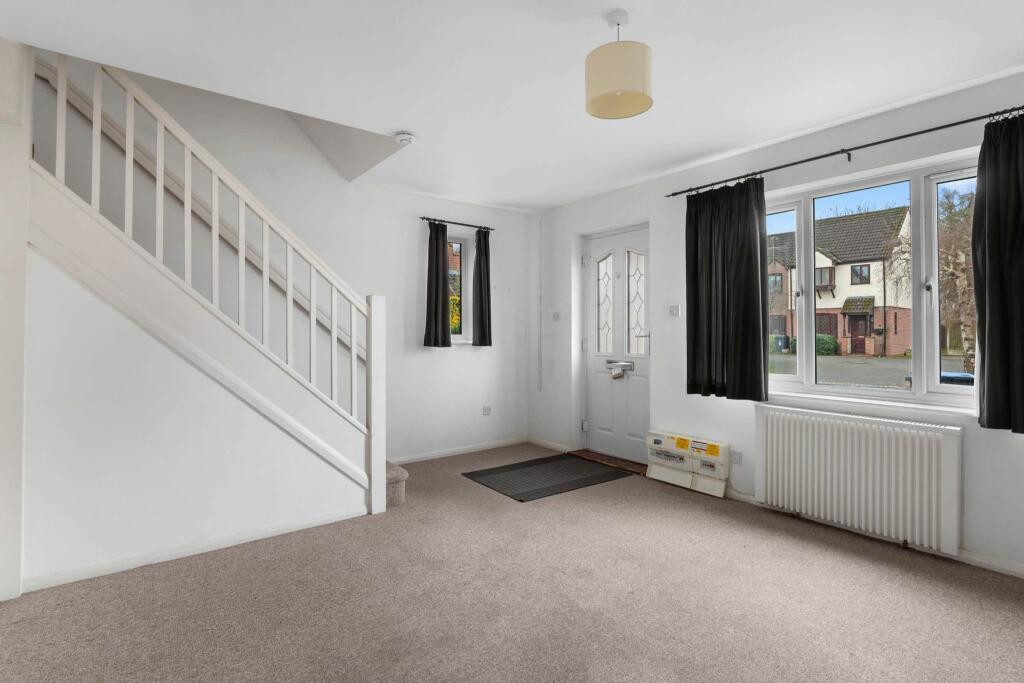 Additional property image - Willow Close, Alcester, B49