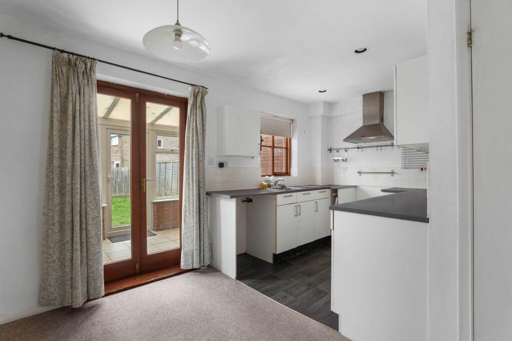 Additional property image - Willow Close, Alcester, B49