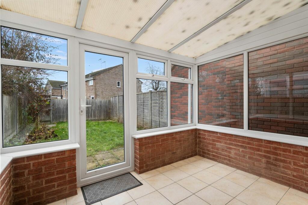 Additional property image - Willow Close, Alcester, B49