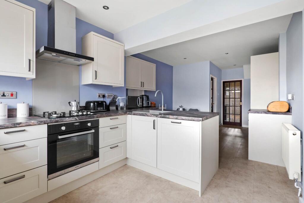 Additional property image - Roebuck Park, Alcester, B49